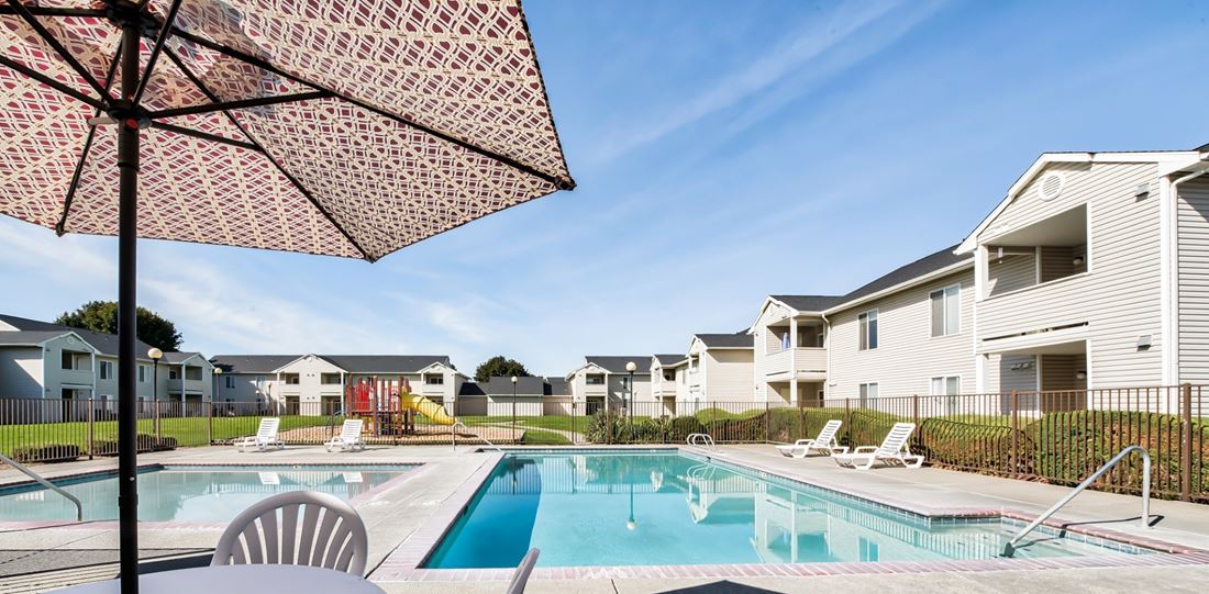 Apartment building photo of Cornerstone Apartments in Yakima, WA